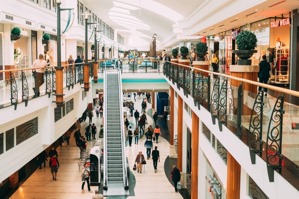 The cost of living in 1990 malls