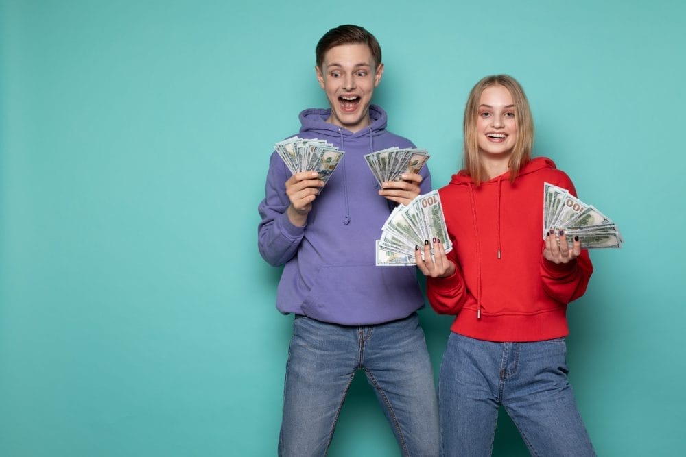 14 Things Everyone Wishes They Knew Before They Won The Lottery