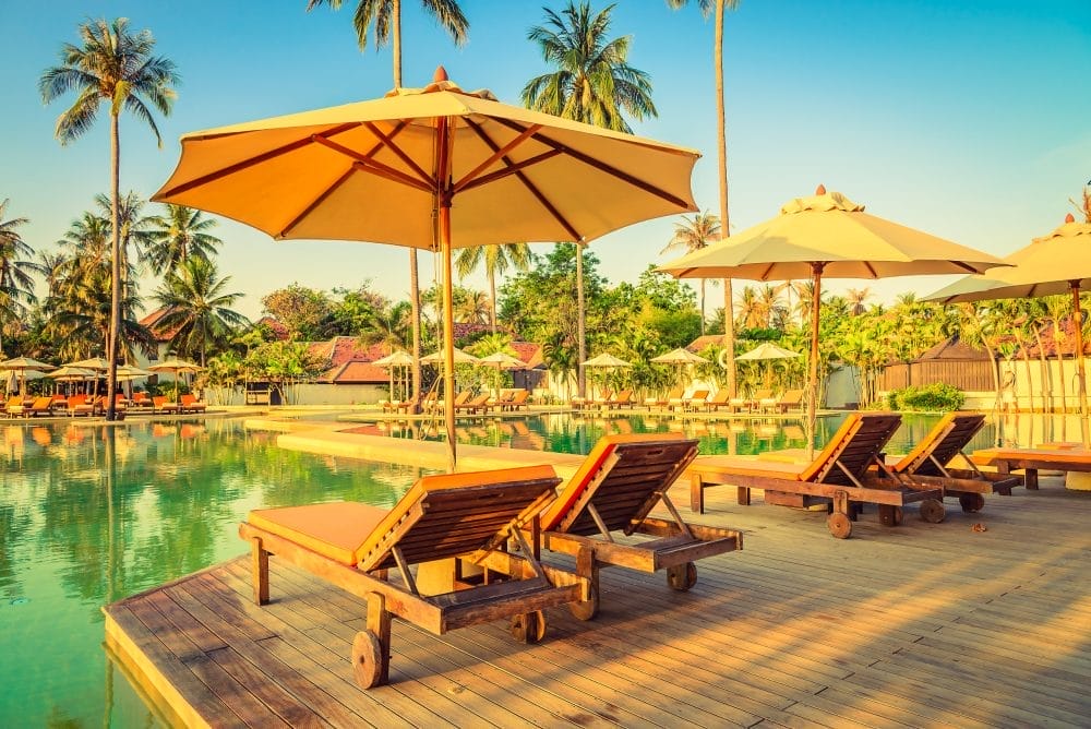 Seasonal Resort Worker