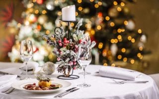 holiday dinnerware