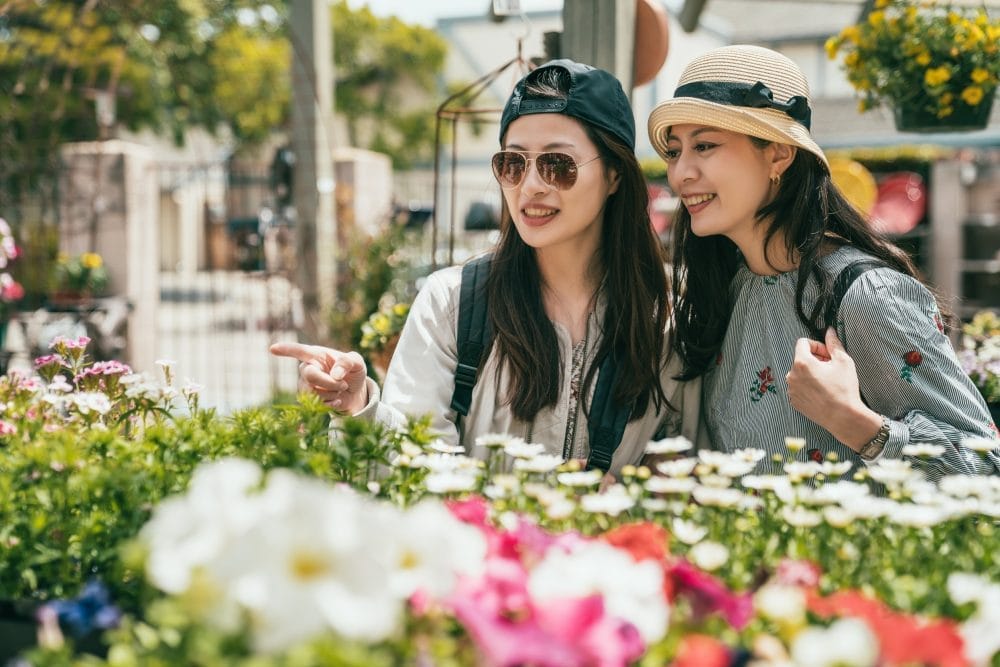Two women nurturing their friendship by going out and enjoying their city together