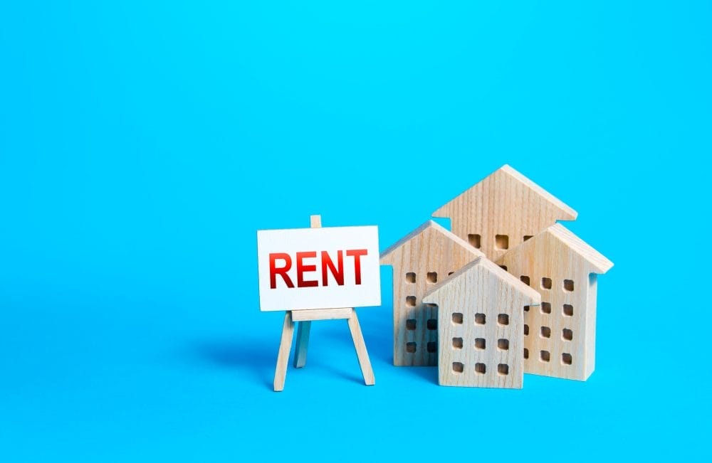 Splitting rent with your family can cause serious problems