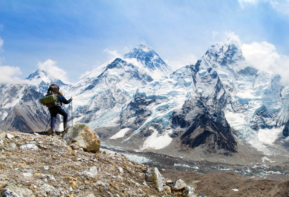 Mount Everest: one of the tourist attractions that are shockingly unsafe