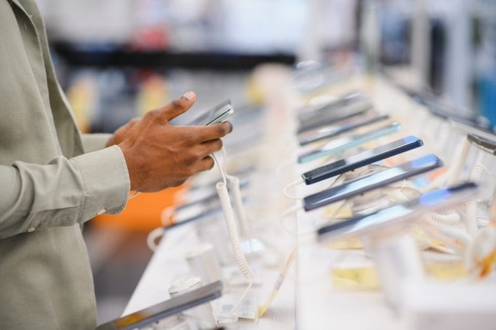 These Are 10 Phone Plan Charges That Look Mandatory but Aren’t