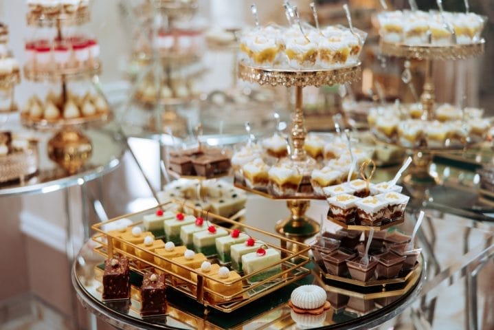 10 Ways to Plan a “Luxury” Wedding on a $5,000 Budget