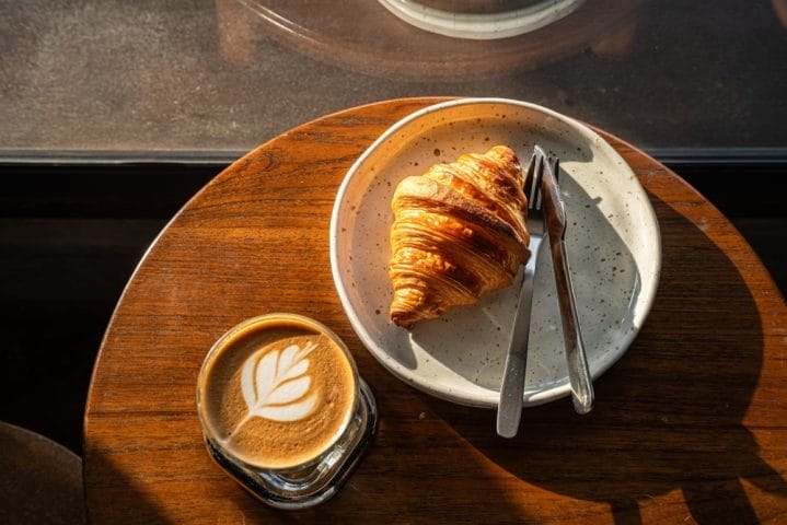 7 Small Money Habits That Can Add Up to $10,000 in Savings