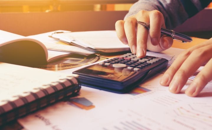 The ‘Loud Budgeting’ Trend Is Back: Why More People Are Talking About Money Online Without Feeling Embarrassed